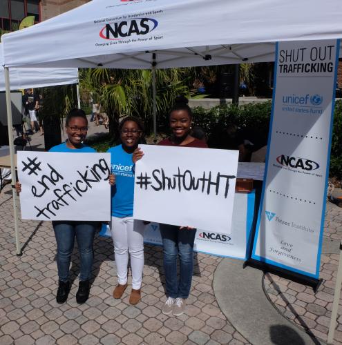 Ligia Forbes and other UNICEF at UCF Club members at Shut Out Trafficking week