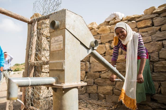 Dry conditions stemming from El Nino have caused severe drinking water shortages for Ethiopia’s people and livestock.&nbsp;To help families survive, UNICEF funded wells and water treatment to ensure 5,300 people like 16-year-old Silas, who’s drawing water from