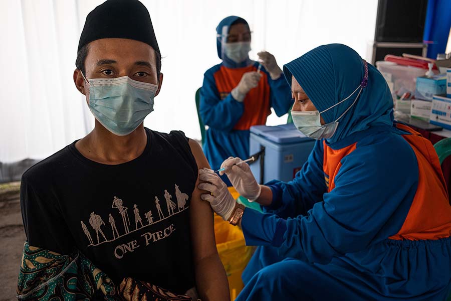 Vaccinating teachers like Muhammad from Indonesia is a critical step towards getting learning back on track. 