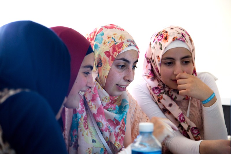 Syrian refugee teens in Lebanon and high tech learning