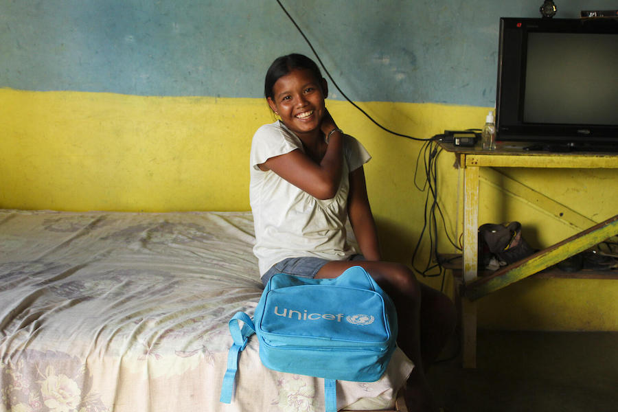 Claimar, 14, of Delta Amacuro state, Venezuela, was able to keep learning during pandemic lockdown thanks to UNICEF.