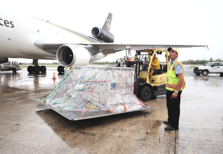 UPS, a generous, long-time UNICEF USA partner, helped airfreight UNICEF Family Dignity and Hygiene Kits to Puerto Rico for Hurricane Maria relief. 