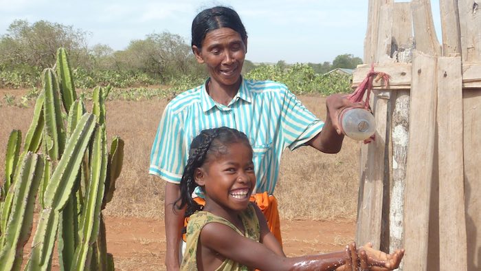 Only half of the overall population and 35 per cent of the rural population have access to improved water sources, with 38 per cent of rural inhabitants relying on surface water for drinking.