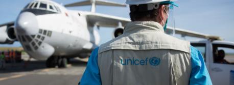 UNICEF Supply & Logistics Staffer Alejandro Caldoni assists the arrival of COVID-19 vaccines and supplies in Venezuela