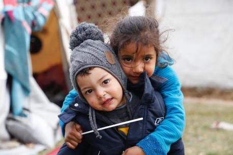 Siblings in a UNICEF-supported temporary shelter in Adıyaman, after two devastating earthquakes hit southeastern Turkey.