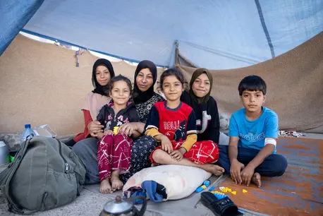 Samira, a mother of five, was forced to leave her home following bombardment and is now living with her children in the streets of Martyrs Square in Beirut.