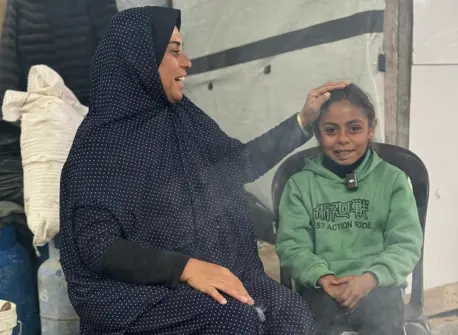 Jehan and her 9-year-old daughter, Aisha, in the Gaza Strip.