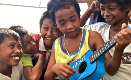 UNICEF/Philippines/2013/Donovan