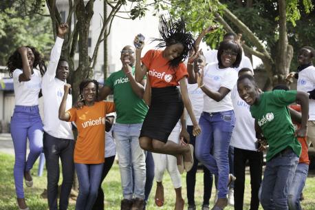 U-Report helps young people in Cote d'Ivoire participate in public debate by sharing their concerns and helping to influence solutions to community problems.
