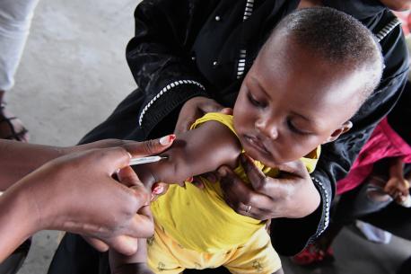 UNICEF works with partners to support efforts in countries to vaccinate children so they are protected against deadly diseases such as cholera, measles, meningitis and pneumonia.