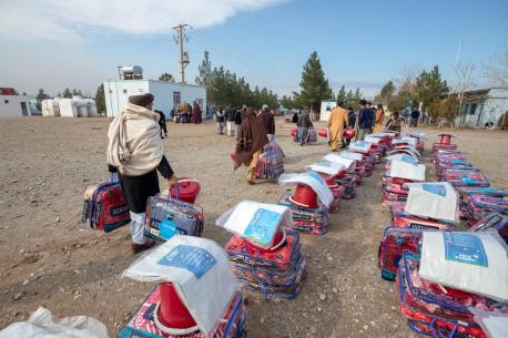 UNICEF distributes blankets, tarps, buckets and other emergency winter supplies to displaced families in Herat, Afghanistan.