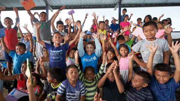 UNICEF Ambassador Laurie Hernandez meets children in Lajas Blancas, Panama.