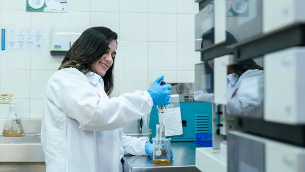 Marybel Montoya Alvarez, selected as part of UNICEF Innovation30 initiative, working in her lab on her fungi-based answer to industrial pollution.