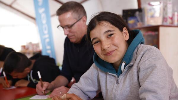During a field visit to Kahramanmaras and Nurdagi, Türkiye, UNICEF USA President and CEO Michael J. Nyenhuis, rear, met with children who survived the 7.8 magnitude earthquake that struck Türkiye and Syria on Feb. 6, 2023.