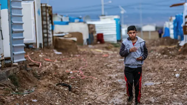 One third of Iraqi children need humanitarian aid.