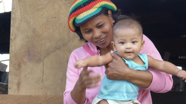 UNICEF, Kiwanis International and partners worked to successfully eliminate maternal neonatal tetanus (MNT) in the Philippines in 2017. 