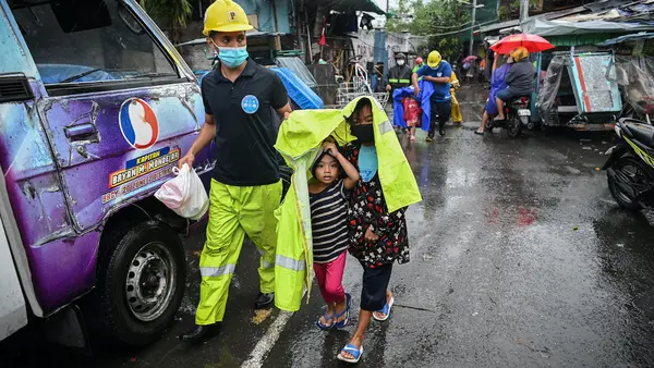 Super Typhoon Rolly/Goni made landfall in Bato, Catanduanes, Philippines.