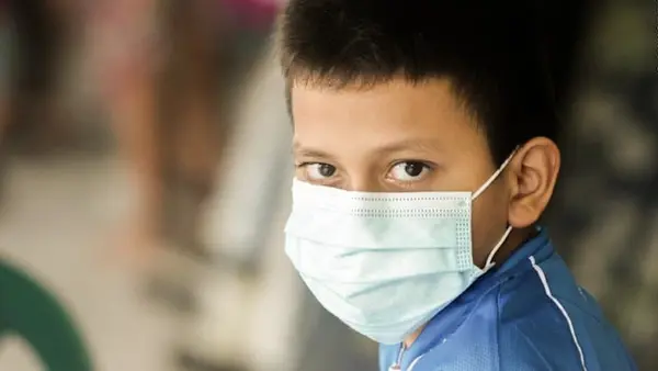 Kids in El Salvador face multiple threats to their safety and well being, including gang violence that forces many children and families to flee.