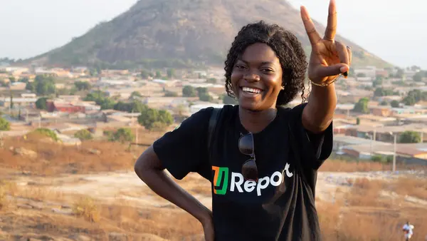 A UNICEF-supported U-Reporter in Korhogo, Côte d'Ivoire. Côte d'Ivoire is the 35th country to join the U-Report movement for encouraging community engagement and information sharing.