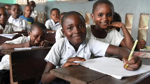 Children attend a UNICEF-supported school in Mbandaka, in the Equatorial Provence of the Democratic Republic of the Congo.