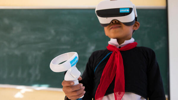 Students of Bat Xat Secondary School in Lao Cai province, Vietnam, were excited to try augmented virtual reality (AVR) technology supported by UNICEF and SAP. 