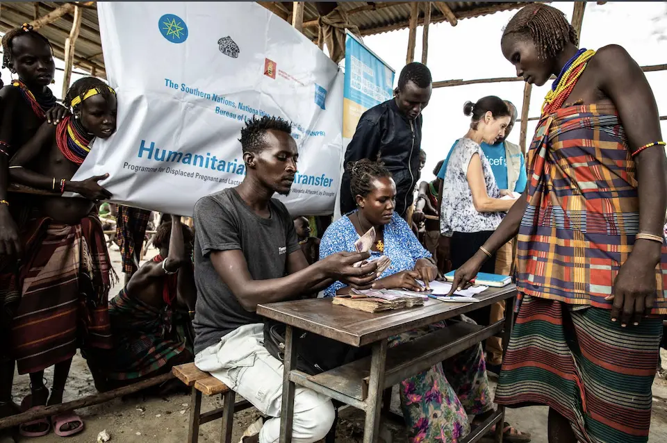 UNICEF and partners are finding ways to leverage cash assistance programs to support women's nutrition.