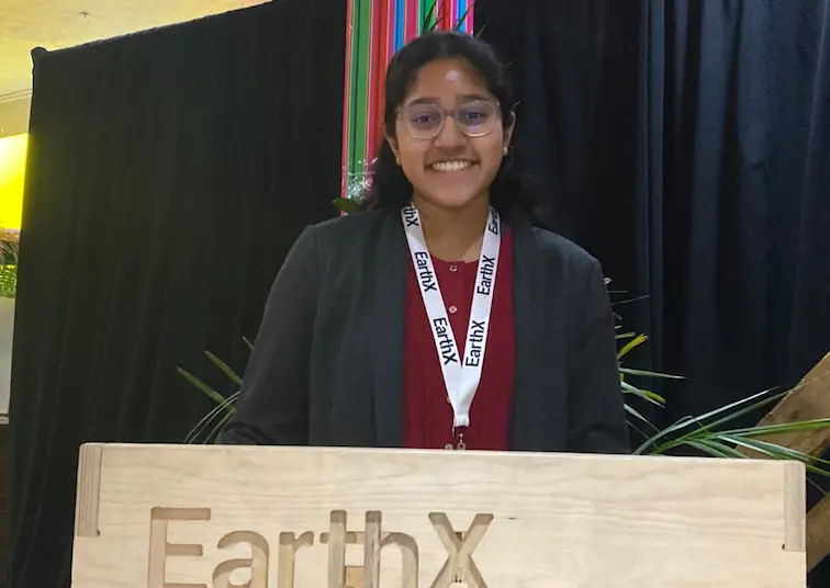 Kripa is a high school senior from Texas.