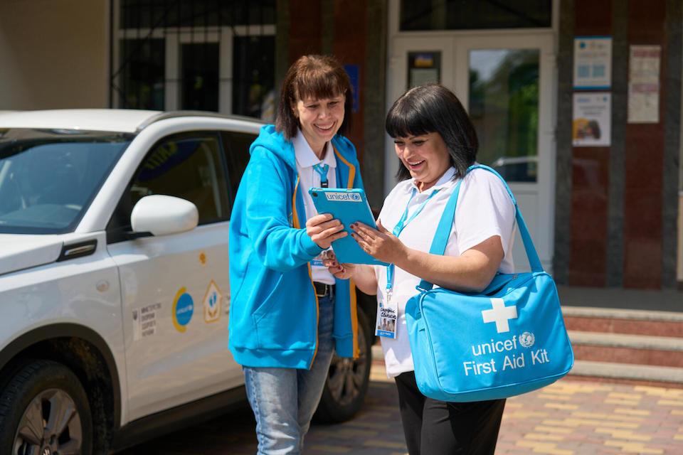 On May 27, 2023, patronage nurses from the Home Visiting Program run jointly by UNICEF and Ukraine's Ministry of Health prepare to visit new mothers and their children in Korostyshiv, Zhytomyrska Oblast.