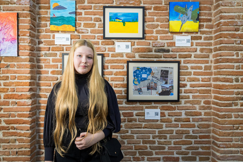 Patrizia, 15, was forced to leave her home in Ukraine when the war escalated. 