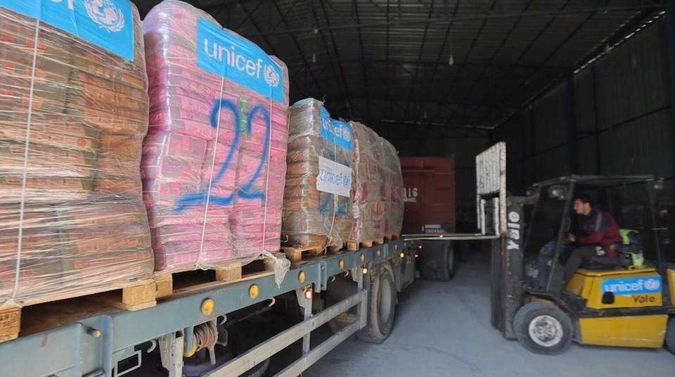 Truckloads of UNICEF supplies were delivered to northern Gaza during the weeklong humanitarian pause in late November 2023.