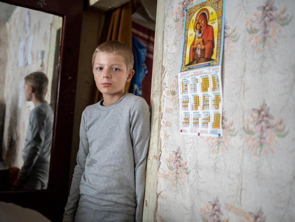 Eleven-year-old Bohdan lives in Izyum, in Ukraine’s Kharkivska region, a city that has endured near-total destruction over two years of conflict. 