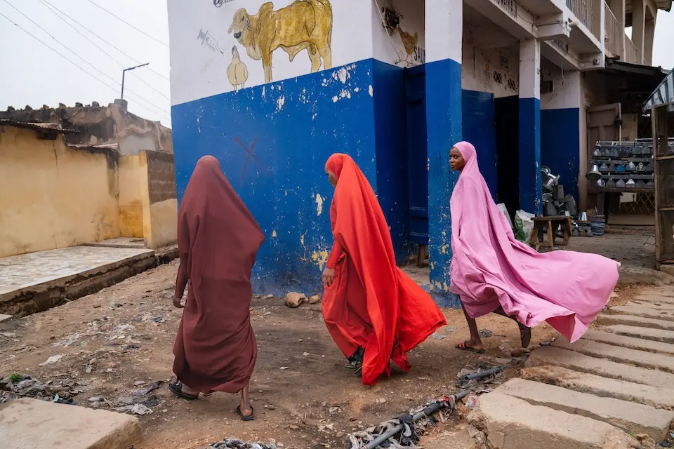 In Katsina, Nigeria, three sisters, volunteer social mobilizers, venture out to educate families about the HPV vaccine.