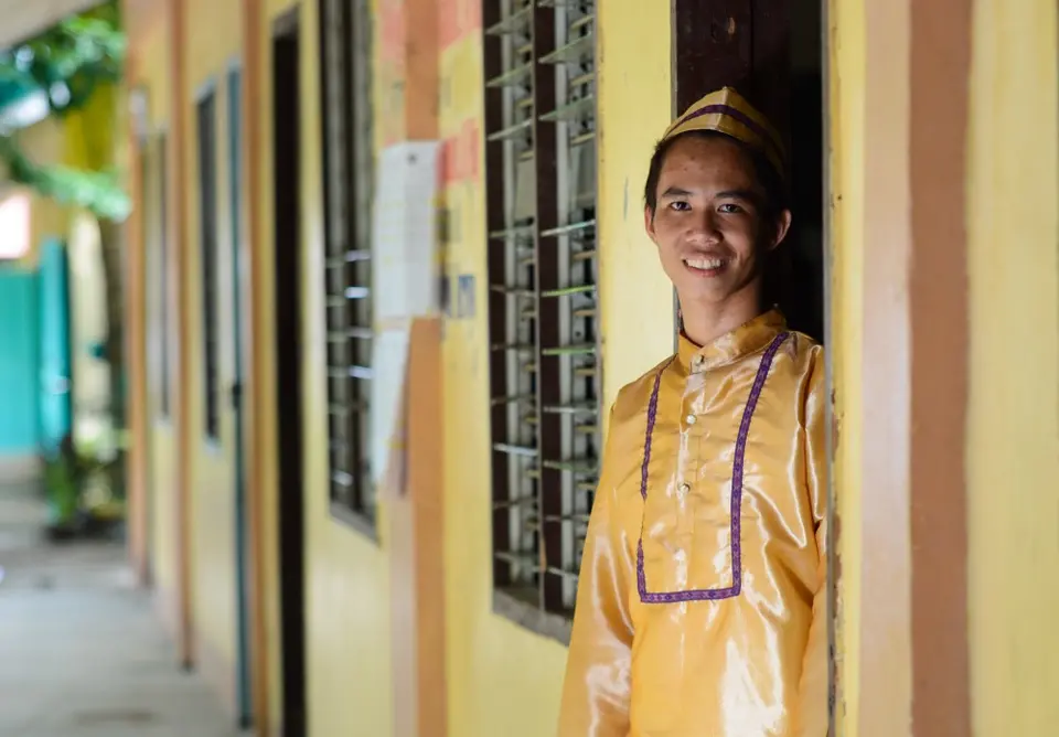 Sahabudin Manalao, 16, is a Maguindanaon who lives in Lambayong, Sultan Kudarat. Sahabudin Manalao, 16, is a Maguindanaon who lives in Lambayong, Sultan Kudarat.