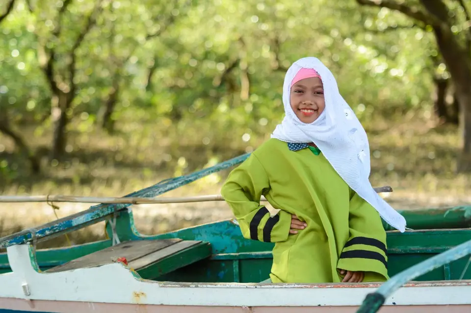Naima Mangutara, 10, is an Iranun who lives in Parang, Maguindanao. “My parents taught me how to be hospitable to people from different tribes,” she said. Naima Mangutara, 10, is an Iranun who lives in Parang, Maguindanao. “My parents taught me how to be hospitable to people from different tribes,” she said.