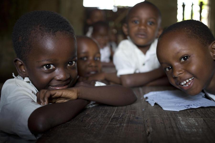 UNICEF scaled up water, sanitation and hygiene programs at schools in the Democratic Republic of Congo in 2018, including this one, École Conventionées Catholique in the Mandeleo suburb on Kisangani, Tshopo province. 