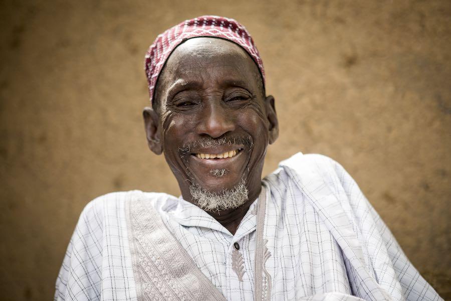 Portrait of Gouro Barry, the village chief of Kankelena. "It is a great opportunity to have a vaccinator who takes care of the children of the village, despite the security conditions." Mopti, March 2019. © UNICEF/UN0293621/Keïta