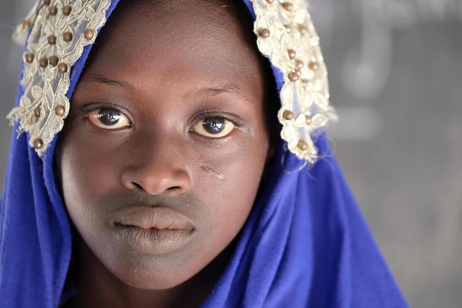 Displaced by violence, Oumou lives in a UNICEF-supported settlement outside Mopti, Mali. 
