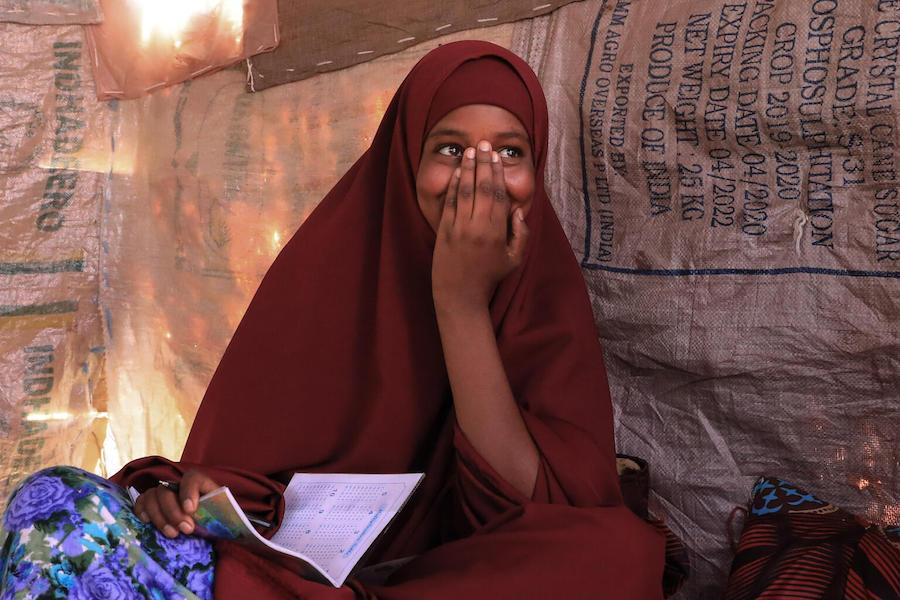In 2020, with funding from the UK government, UNICEF provided 20,000 solar-powered radios for use by an estimated 72,000 children in remote villages in Ethiopia, including 14-year-old Farhia.