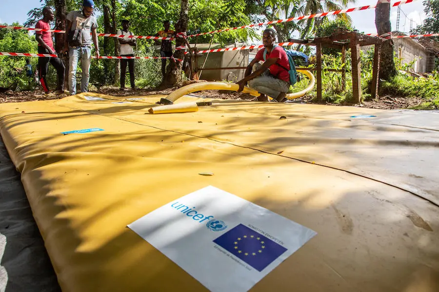 On August 18, 2021, in Marceline, near Haiti's Camp Perrin district, a truck fills one of the first four water stations supported by UNICEF. On August 18, 2021, in Marceline, near Haiti's Camp Perrin district, a truck fills one of the first four water stations supported by UNICEF.
