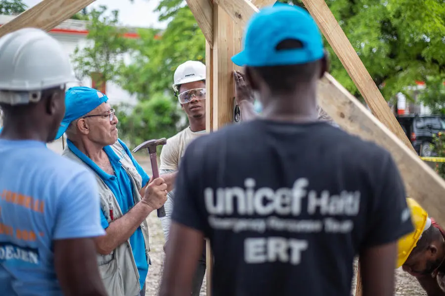 In Les Cayes, Haiti, UNICEF workers are repairing and rebuilding schools damaged by the August 2021 earthquake. In Les Cayes, Haiti, UNICEF workers are repairing and rebuilding schools damaged by the August 2021 earthquake.