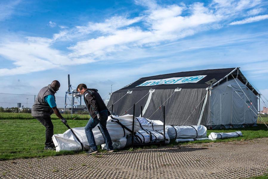 New humanitarian tent prototypes were tested outside the UNICEF Supply Division in Copenhagen, and field tested in emergency contexts in Afghanistan, Uganda and the Philippines. 