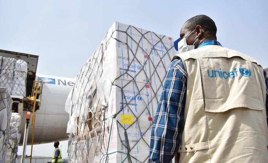 A planeload of vital supplies from UNICEF arrives in Nigeria to assist in the country's fight against COVID-19.