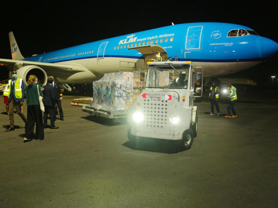 On 3 March 2021, 102,000 Pfizer-BioNTech mRNA COVID-19 vaccines are unloaded in Rwanda, the first African country to receive the Pfizer vaccines through COVAX.