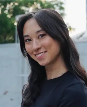Sabrina Dong headshot