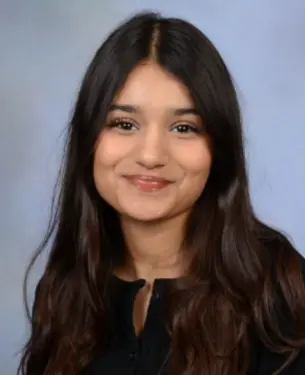 Emaan headshot