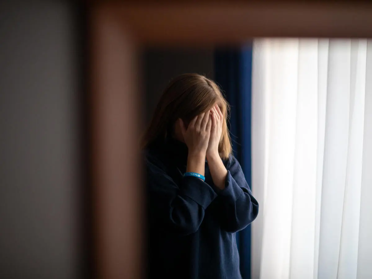 After running away to escape an abusive home life in eastern Ukraine, 15-year-old Valia called a UNICEF-supported help line for help. After running away to escape an abusive home life in eastern Ukraine, 15-year-old Valia called a UNICEF-supported help line for help.
