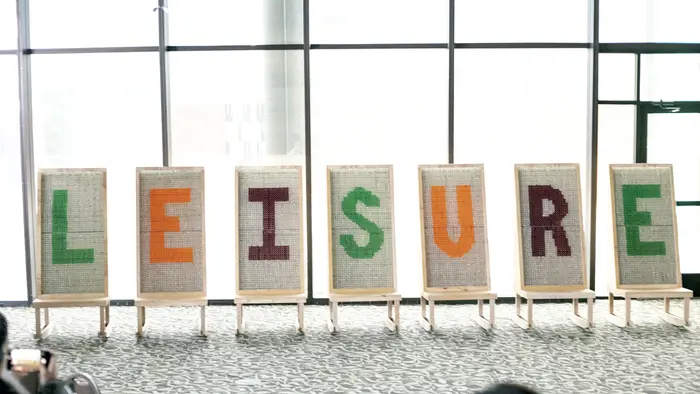 Leisure Sign