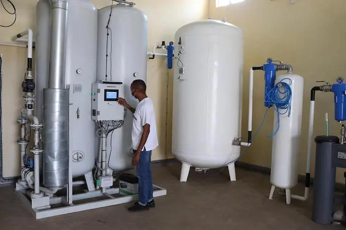 Oxygen Plant-in-a-Box, a UNICEF innovation, in use at a hospital in Malawi. Oxygen Plant-in-a-Box, a UNICEF innovation, in use at a hospital in Malawi.