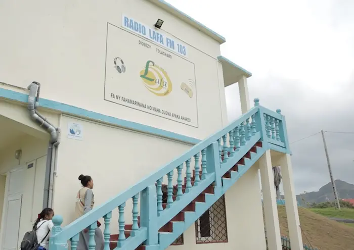 Members of the UNICEF-supported Junior Reporters Club in Tôlanaro, Madagascar visit local radio station LAFA in 2019.
