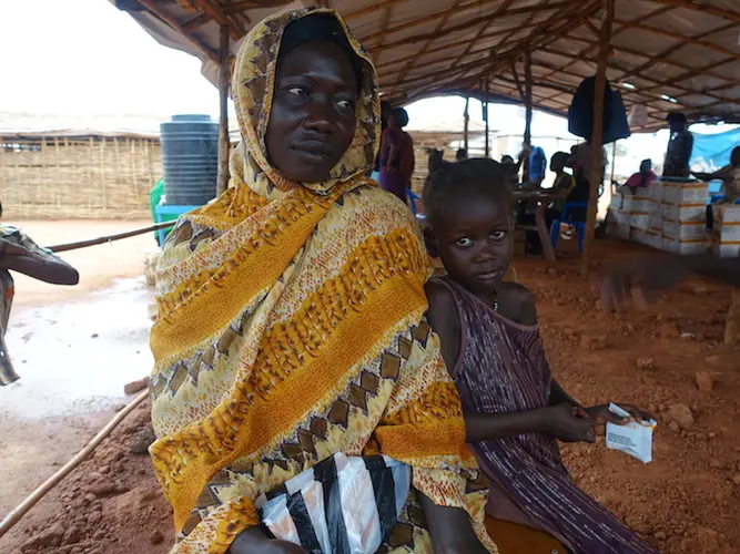 Asha’s daughter Salma, 5, is screened at the UNICEF-supported health center in South Sudan. Throughout 2017, clashes between government forces and armed groups have limited or prevented humanitarian access to civilians in South Sudan. 